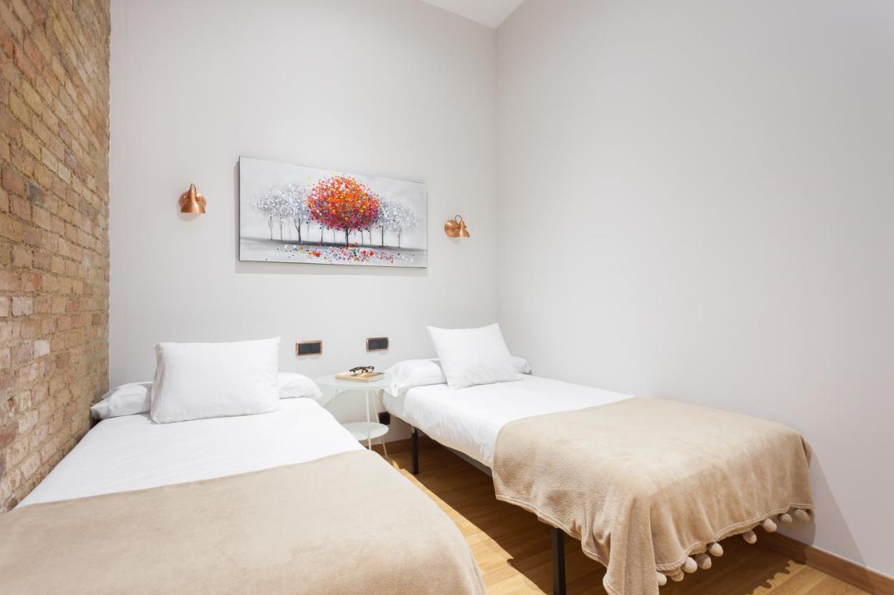 Art House Fira Apartments Barcelona Buitenkant foto