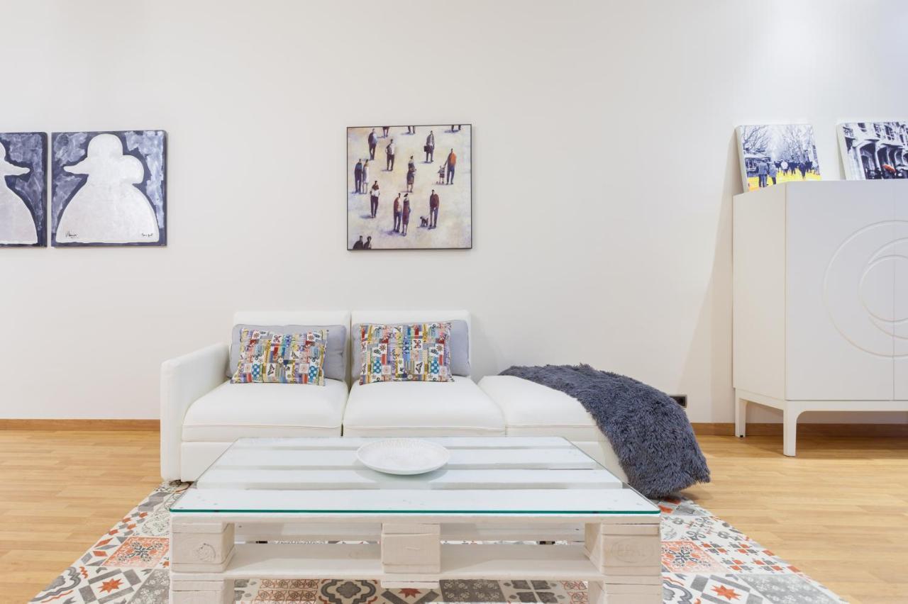 Art House Fira Apartments Barcelona Buitenkant foto